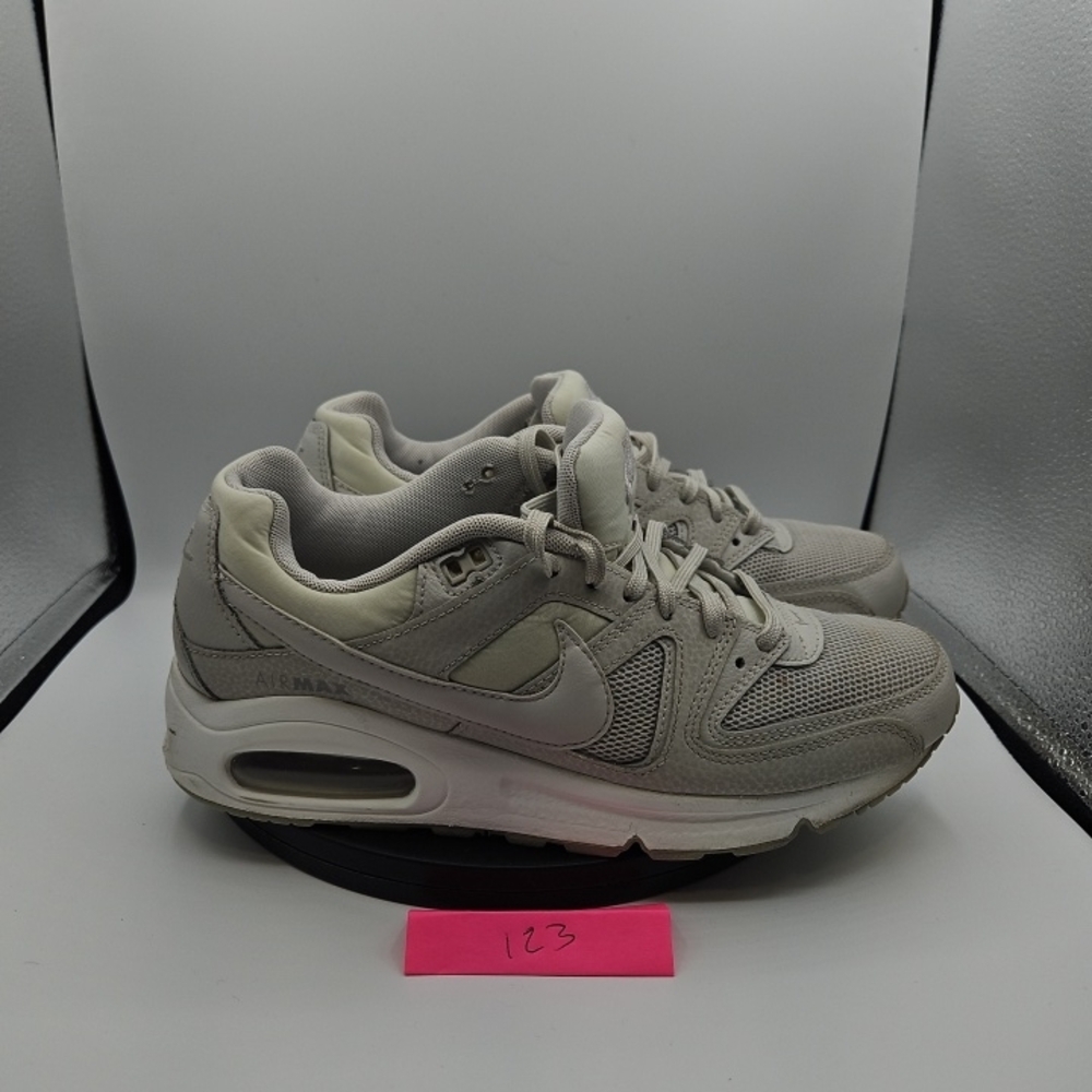 Nike Air Max Light Gray Sneakers